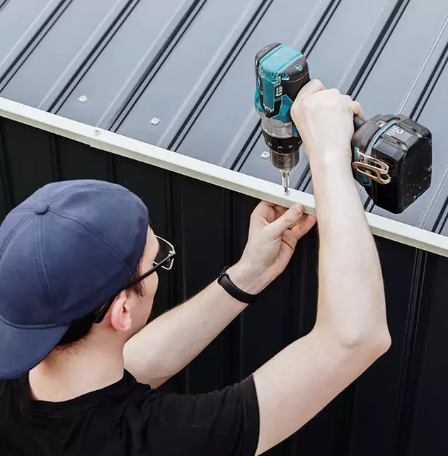 Experienced Metal Roofing Contractors Proudly Serving in Evanston, IL