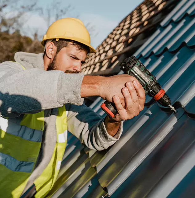 Evanston Homeowners Count on Evanston Roofing Pros for Steel Roofing Excellence