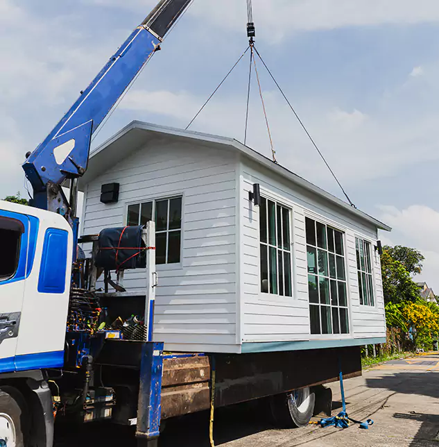 Complete Trailer Roof Replacement Solutions: Keeping Evanston's Trailers Sealed and Road-Ready