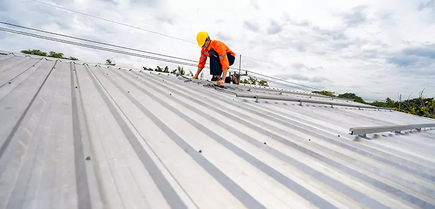 Metal Roof Repairs in Evanston