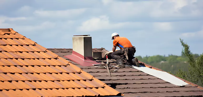 Cedar Roof Maintenance in Evanston