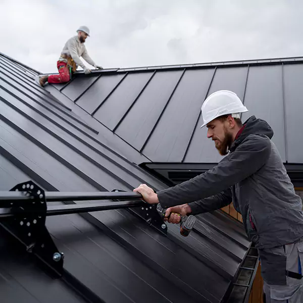 Why Evanston Property Owners Choose Evanston Roofing Pros for Metal Roof Repair?