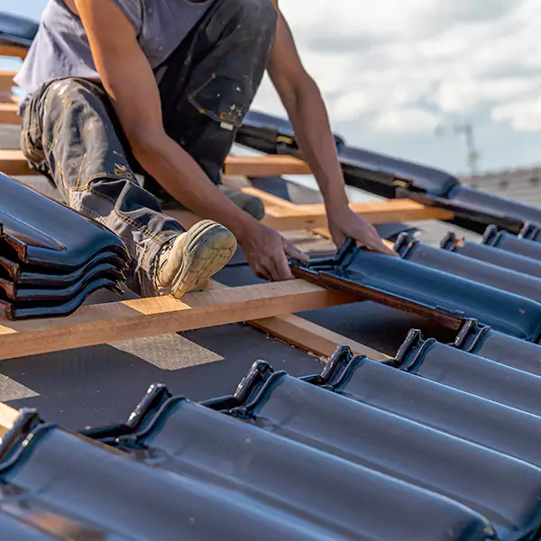 Why Evanston Homeowners Choose Evanston Roofing Pros for Roof and Gutter Repair?