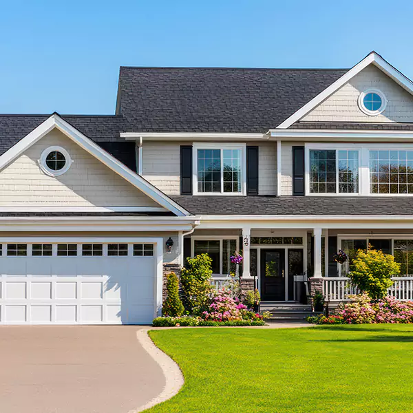 Why Evanston Homeowners Choose Evanston Roofing Pros for Roofing and Siding?
