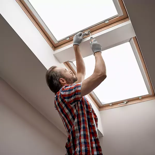 Why Evanston, IL Homeowners Choose Evanston Roofing Pros for Skylight Repair?