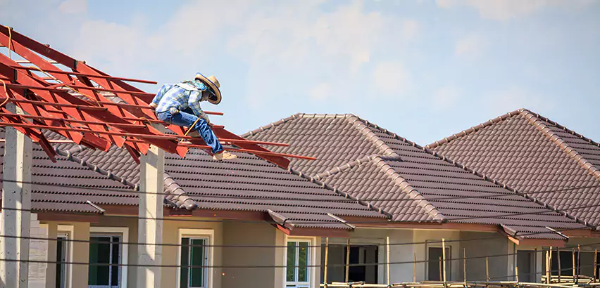 Professional Wind Damage Roof Repair Services in Evanston, IL